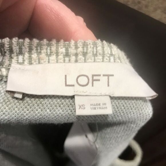 Loft Gray Spaghetti Strap Crop Top Women's Size XS - Picture 10 of 13